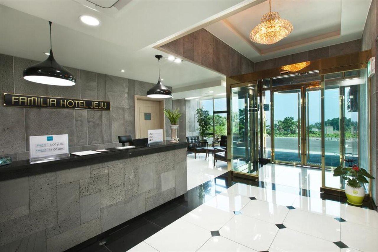 Familia Hotel Seogwipo Exterior photo