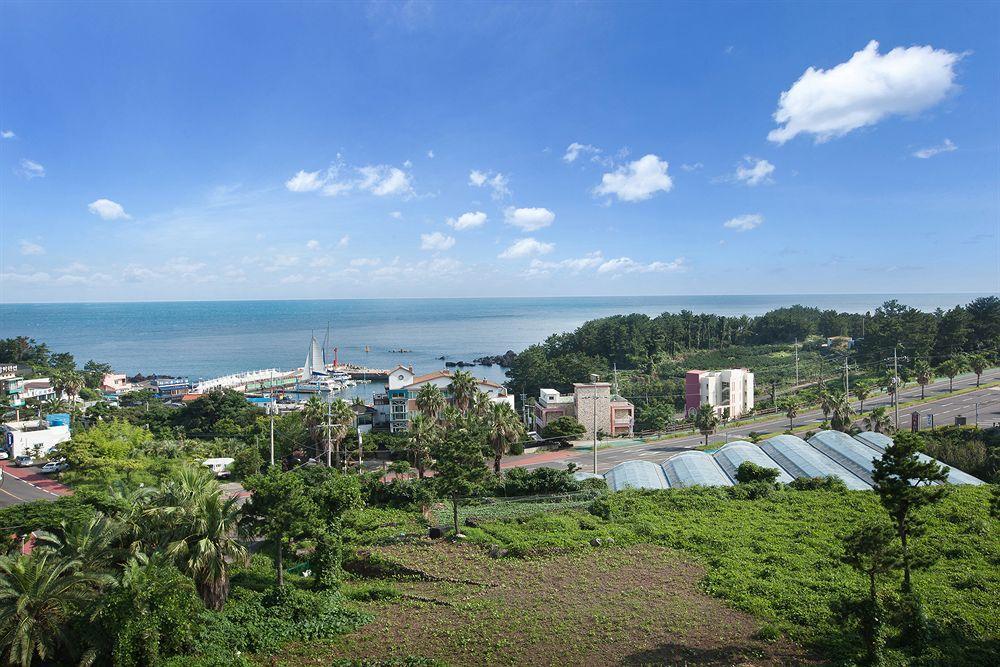 Familia Hotel Seogwipo Exterior photo