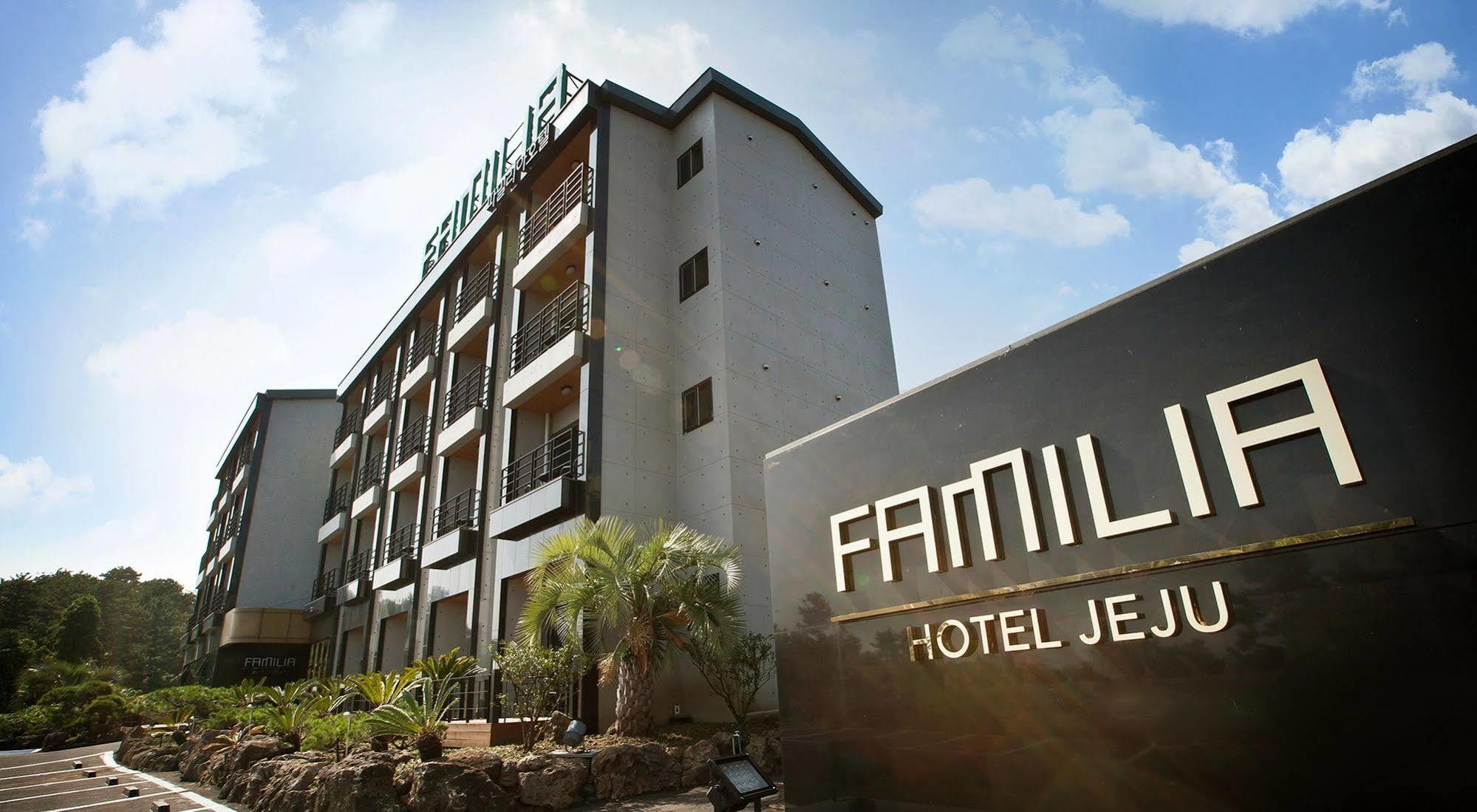 Familia Hotel Seogwipo Exterior photo